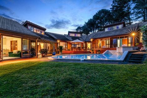 Photo of property in 106 Kowhai Road, Campbells Bay, Auckland, 0630