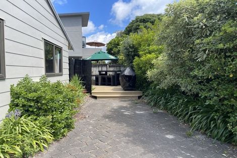 Photo of property in 19a Taylor Road, Papamoa Beach, Papamoa, 3118