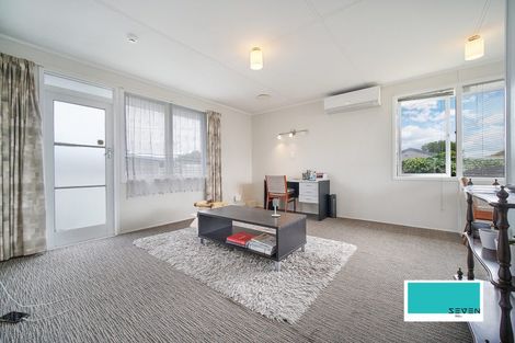 Photo of property in 5 Amethyst Place, Wiri, Auckland, 2104