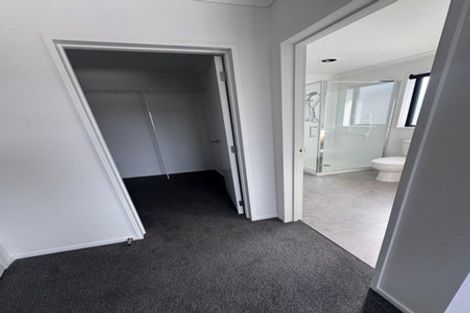 Photo of property in 6b Jern Place, Eastern Beach, Auckland, 2012