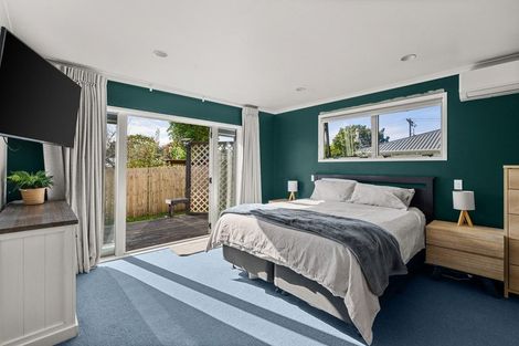 Photo of property in 15a Queen Road, Bellevue, Tauranga, 3110