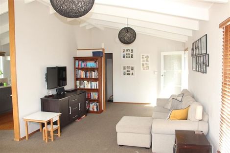 Photo of property in 3 Beldon Place, Pakuranga Heights, Auckland, 2010