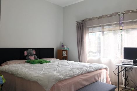 Photo of property in 5k Dryden Place, Mount Wellington, Auckland, 1051