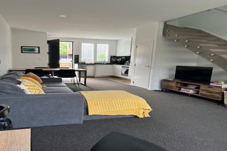 Photo of property in 9/20 Trent Street, Island Bay, Wellington, 6023