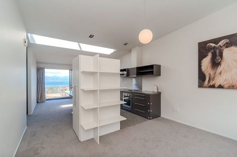 Photo of property in 24/2 Onslow Road, Khandallah, Wellington, 6035