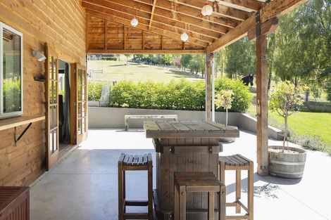 Photo of property in 34 Mountain View Road, Dalefield, Queenstown, 9371