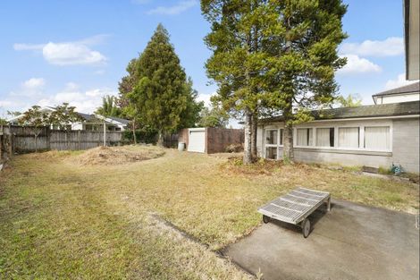 Photo of property in 40 Riverlea Avenue, Pakuranga, Auckland, 2010