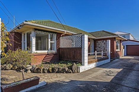 Photo of property in 18 Bond Street, Waltham, Christchurch, 8023