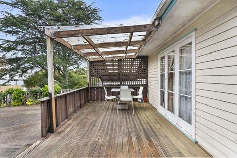 Photo of property in 9 Ribblesdale Road, Henderson, Auckland, 0612