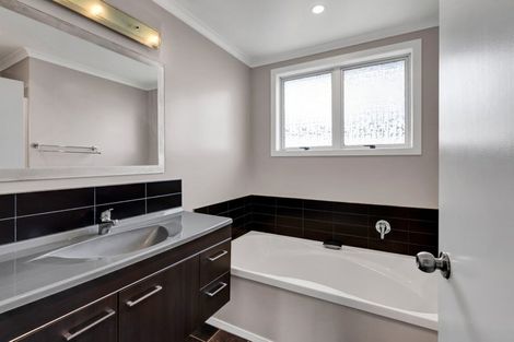 Photo of property in 43 Penrith Street, Westown, New Plymouth, 4310