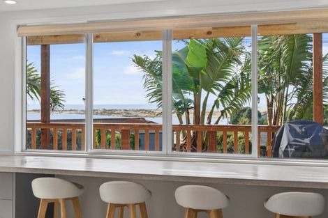 Photo of property in 42 Cheviot Street, Mangawhai Heads, Mangawhai, 0505
