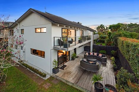Photo of property in 2/13 Muritai Road, Milford, Auckland, 0620