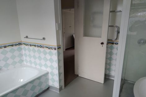 Photo of property in 69 Hansons Lane, Upper Riccarton, Christchurch, 8041