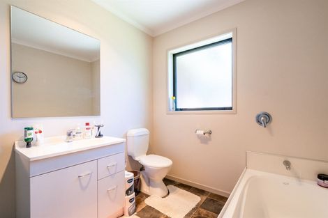 Photo of property in 70 Mcquarrie Street, Kingswell, Invercargill, 9812