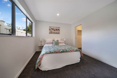 Photo of property in 240e Whitney Street, Blockhouse Bay, Auckland, 0600