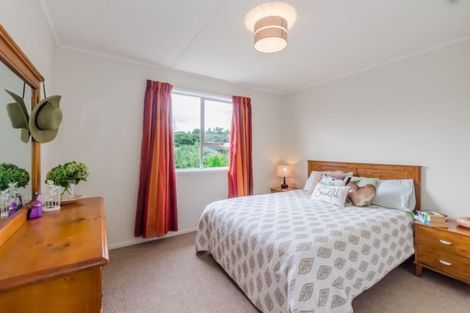 Photo of property in 10 Konini Crescent, Waikanae Beach, Waikanae, 5036
