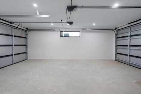 Photo of property in 1 Lamont Place, Waikanae, 5036