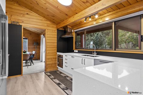 Photo of property in 3 Tuakura Way, The Gardens, Auckland, 2105