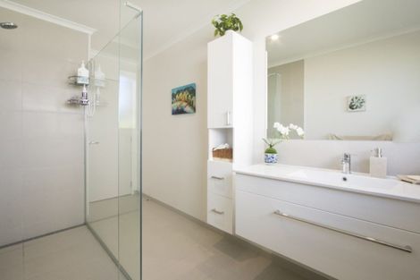 Photo of property in 18 Noble Johnston Drive, Katikati, 3129