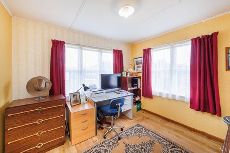 Photo of property in 30 Mccorkindale Street, Feilding, 4702