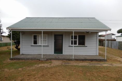 Photo of property in 3 Hobson Street, Normanby, Hawera, 4614