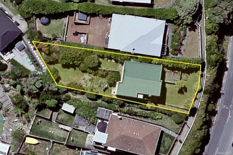 Photo of property in 81 Maupuia Road, Maupuia, Wellington, 6022