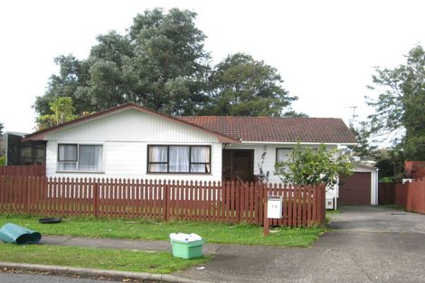 Photo of property in 19 Medina Place, Half Moon Bay, Auckland, 2012