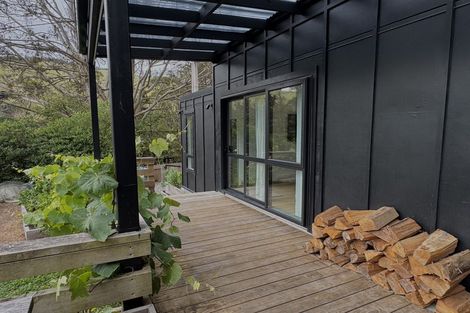 Photo of property in 977 Makara Road, Makara Beach, Karori, 6972