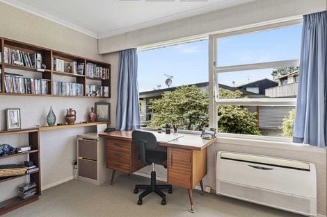 Photo of property in 1 Elizabeth Place, Mairangi Bay, Auckland, 0630