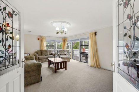 Photo of property in 11 Homewood Place, Chatswood, Auckland, 0626