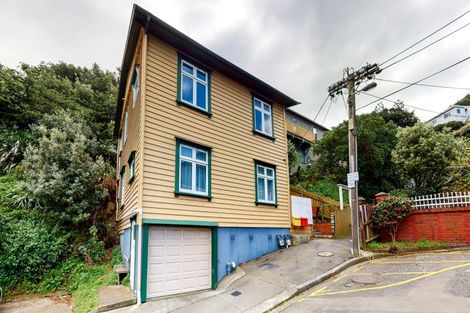 Photo of property in 3a Linwood Way, Island Bay, Wellington, 6023