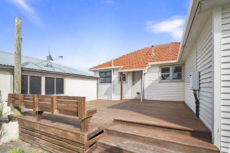 Photo of property in 40 Andrew Avenue, Roslyn, Palmerston North, 4414