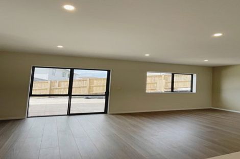 Photo of property in 23 Cirrus Way, Ranui, Auckland, 0612