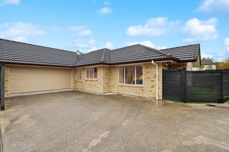 Photo of property in 58 Lough Bourne Drive, Pukekohe, 2120
