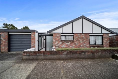 Photo of property in 1 Witako Street, Fitzroy, New Plymouth, 4312