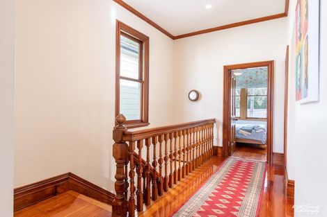 Photo of property in 37 Grant Road, Thorndon, Wellington, 6011