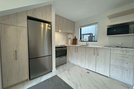 Photo of property in 17/10 Fathom Place, Te Atatu Peninsula, Auckland, 0610