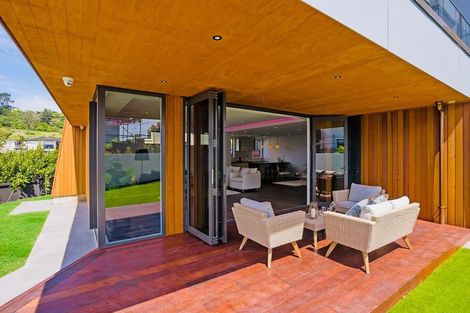 Photo of property in 31 Dunvegan Rise, East Tamaki Heights, Auckland, 2016