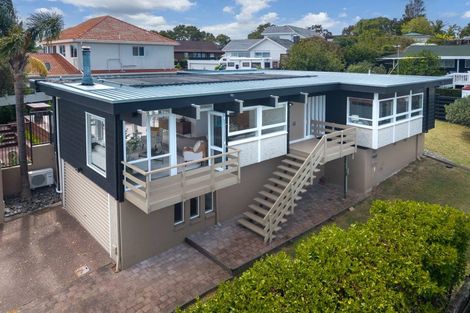 Photo of property in 22 Andrea Place, Sunnyhills, Auckland, 2010