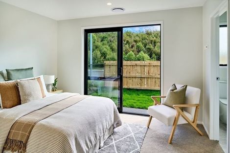 Photo of property in 100 Waipunahau Road, Waikanae, 5036