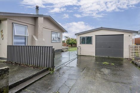 Photo of property in 30 Strathmore Avenue, Levin, 5510
