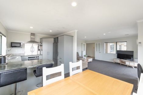 Photo of property in 56 Percy Kinsman Crescent, Riverstone Terraces, Upper Hutt, 5018
