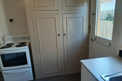 Photo of property in 118 Holly Road, St Albans, Christchurch, 8014