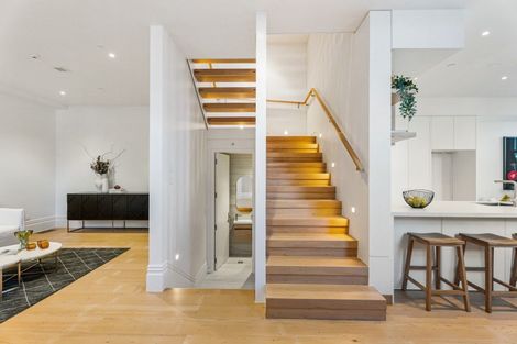 Photo of property in 1/16 View Road, Mount Eden, 1024