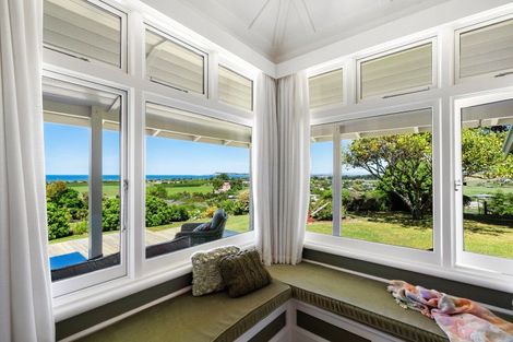 Photo of property in 15 Terrace Road, Bay View, Napier, 4104