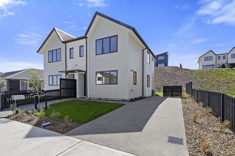 Photo of property in 31 Turtleback Avenue, Whitby, Porirua, 5024