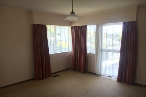 Photo of property in 21 Madill Road, St Andrews, Hamilton, 3200