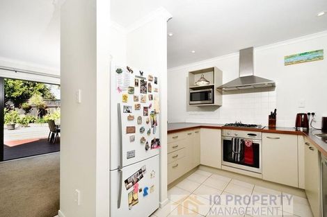 Photo of property in 54 Provence Esplanade, Te Atatu Peninsula, Auckland, 0610
