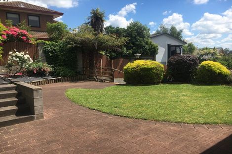 Photo of property in 21 Madill Road, St Andrews, Hamilton, 3200