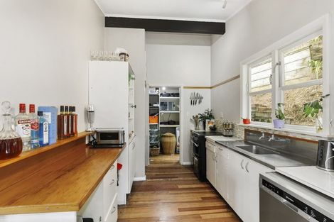 Photo of property in 27 Kopara Grove, Stokes Valley, Lower Hutt, 5019